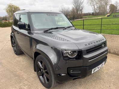 Land Rover Defender 90 HSE X-Dynamic D350