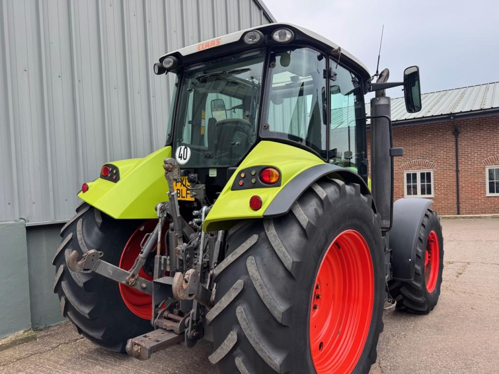 Claas Arion 420 CIS