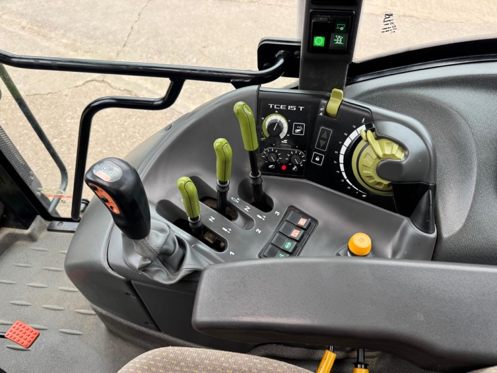 Claas Arion 420 CIS