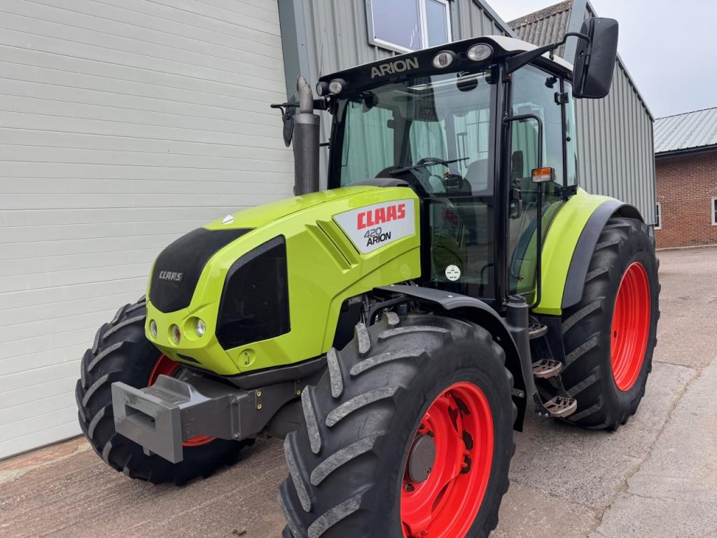 Claas Arion 420 CIS