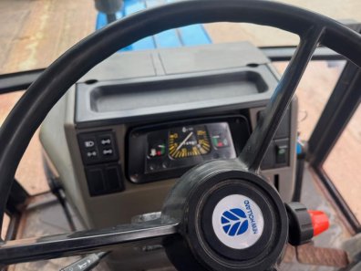 New Holland 4630