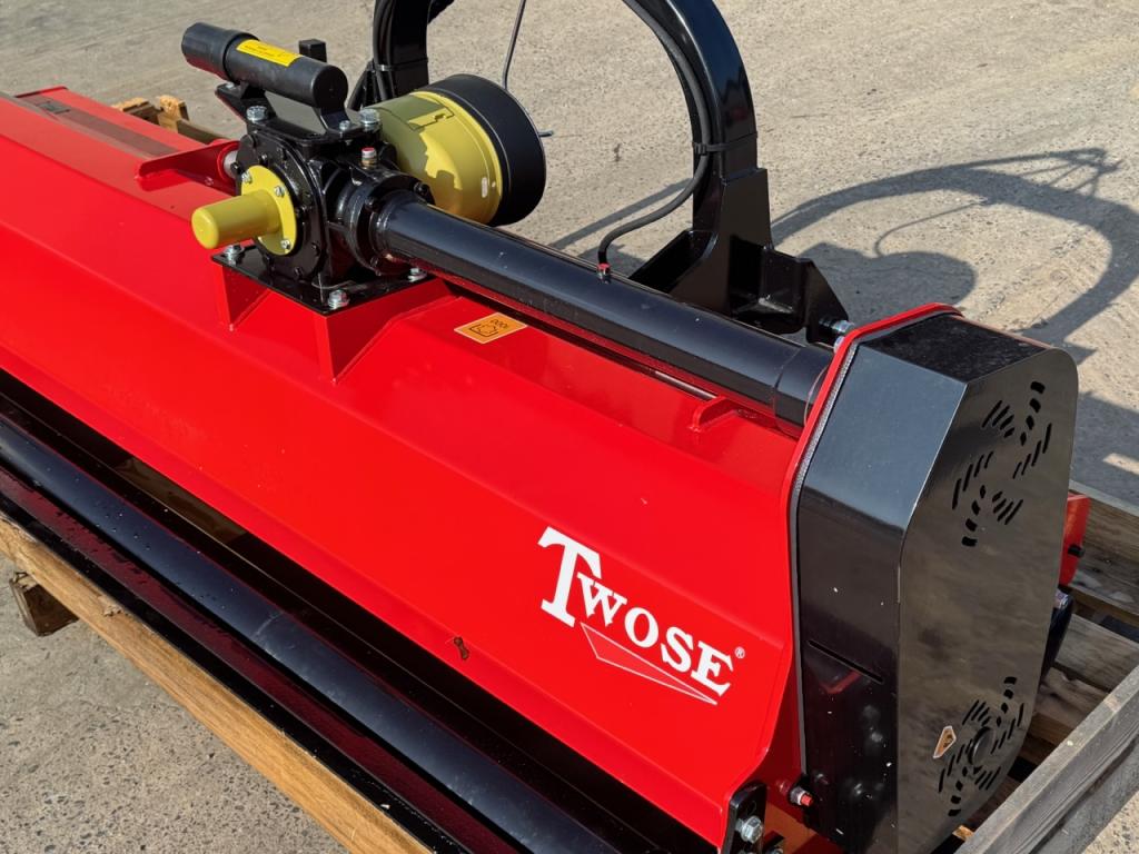 Twose Tornado 270 flail topper