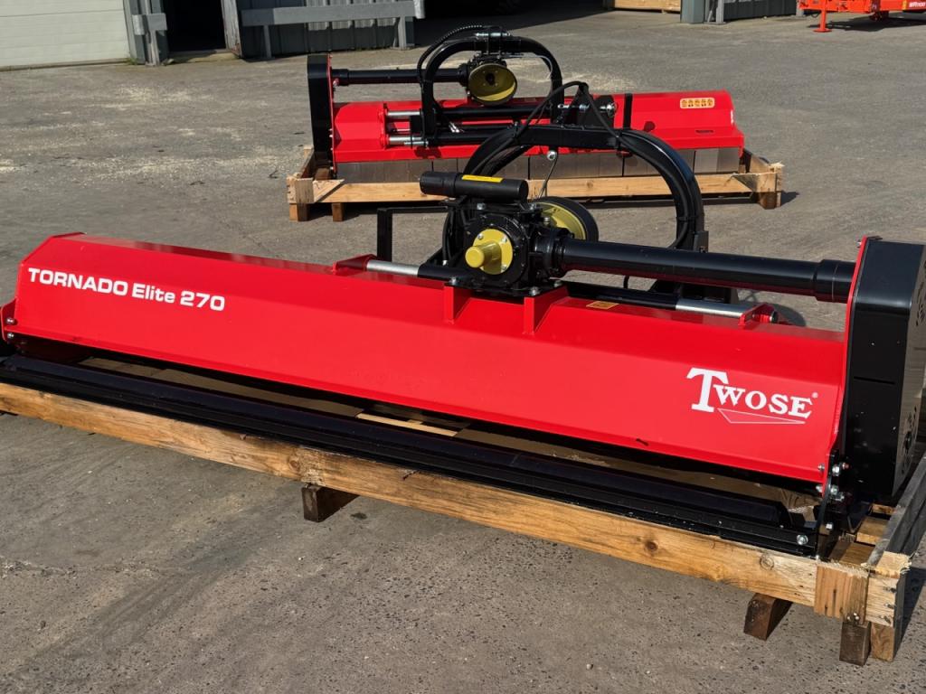 Twose Tornado 270 flail topper