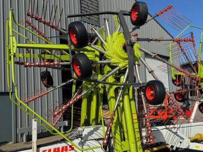 Claas Liner 3600 4 rotor rake