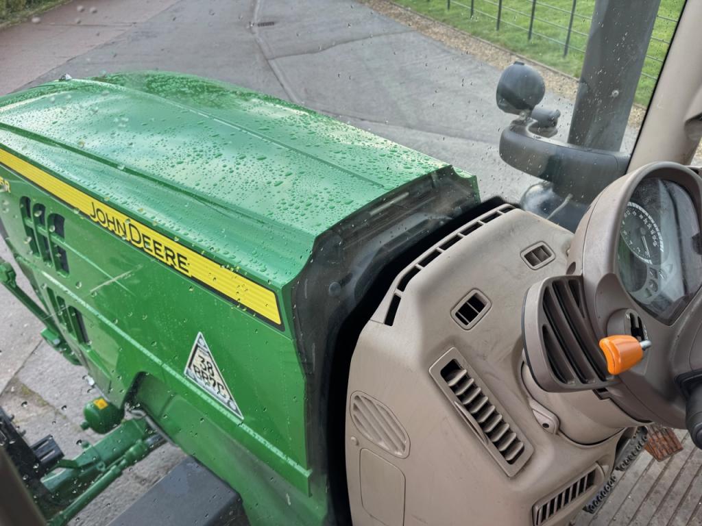 John Deere 6155R