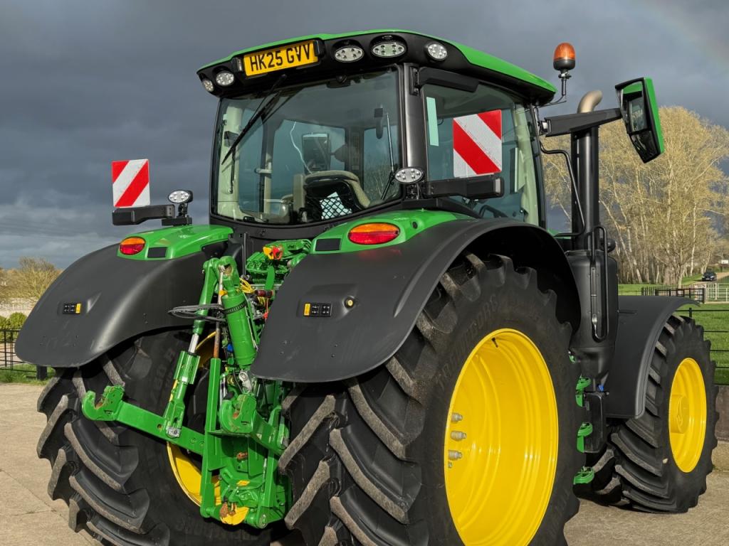 John Deere 6R 185