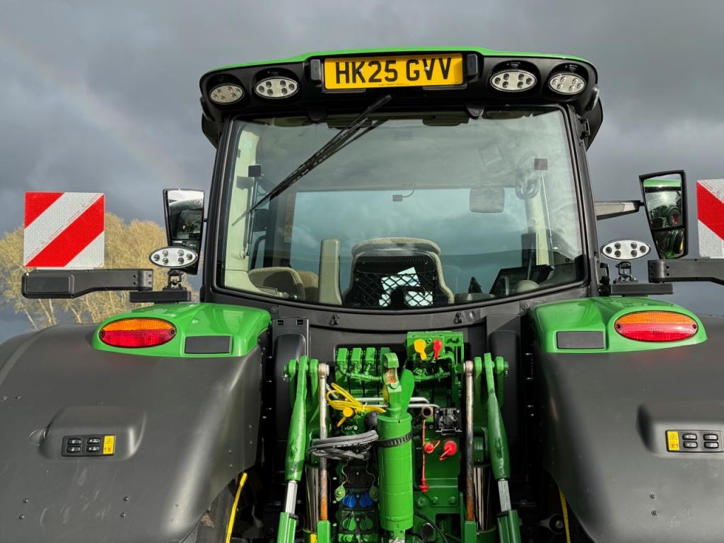 John Deere 6R 185