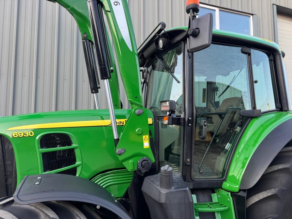 John Deere 6930 Standard