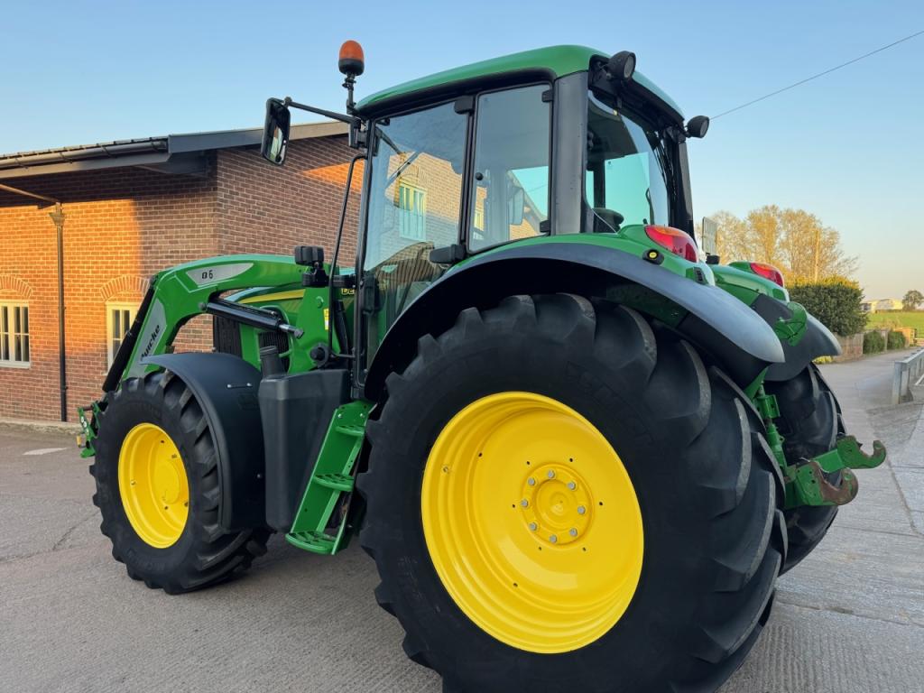 John Deere 6930 Standard
