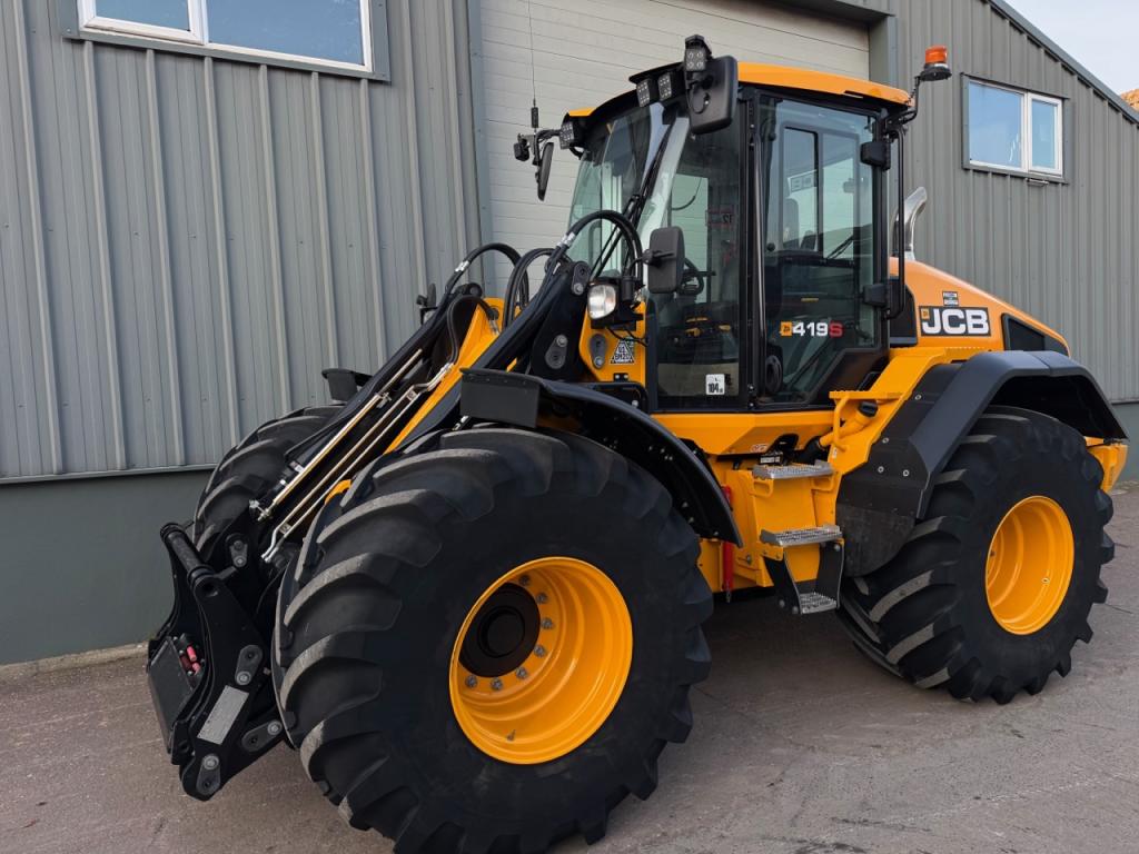 JCB 419S