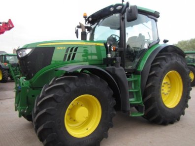 John Deere 6210R