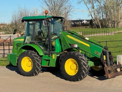 John Deere 3800