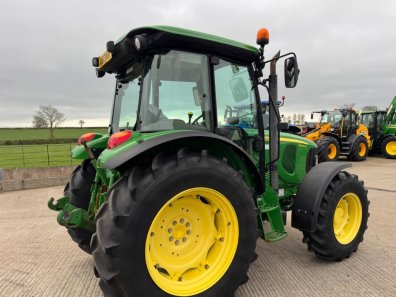 John Deere 5100M
