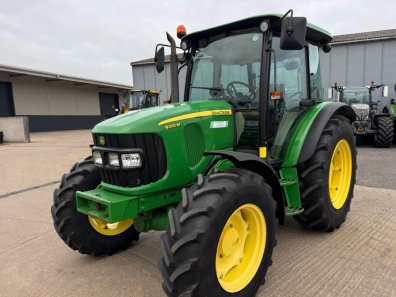 John Deere 5100M
