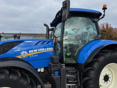 New Holland T7.225