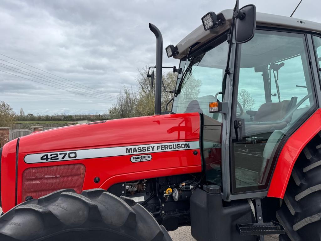 Massey Ferguson 4270