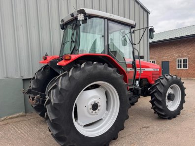 Massey Ferguson 4270