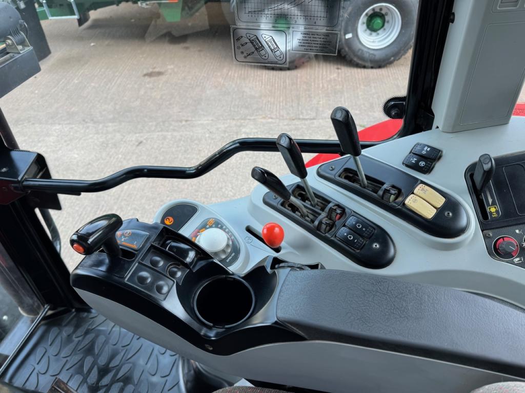 Massey Ferguson 6480