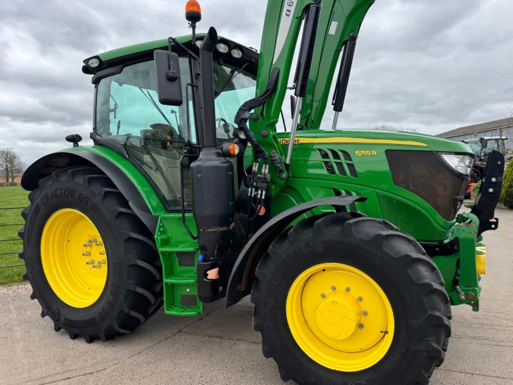 John Deere 6155R
