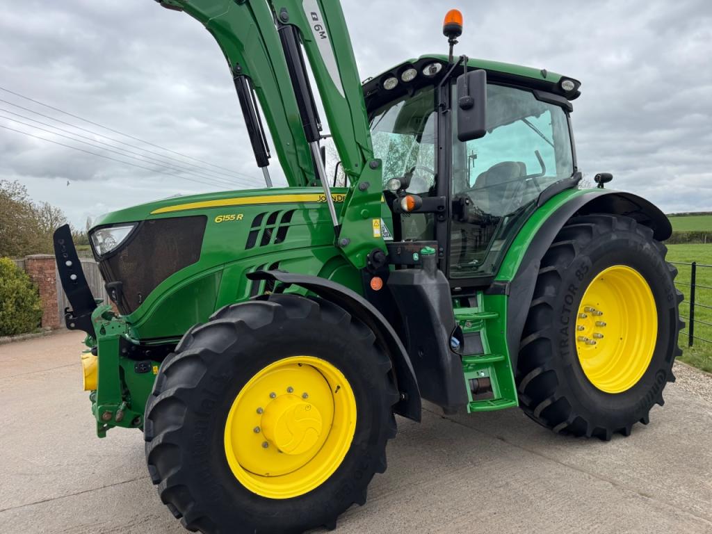 John Deere 6155R