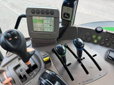 John Deere 6430