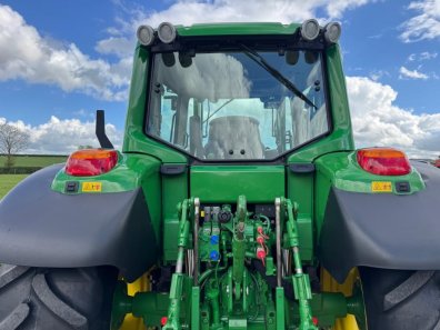 John Deere 6430
