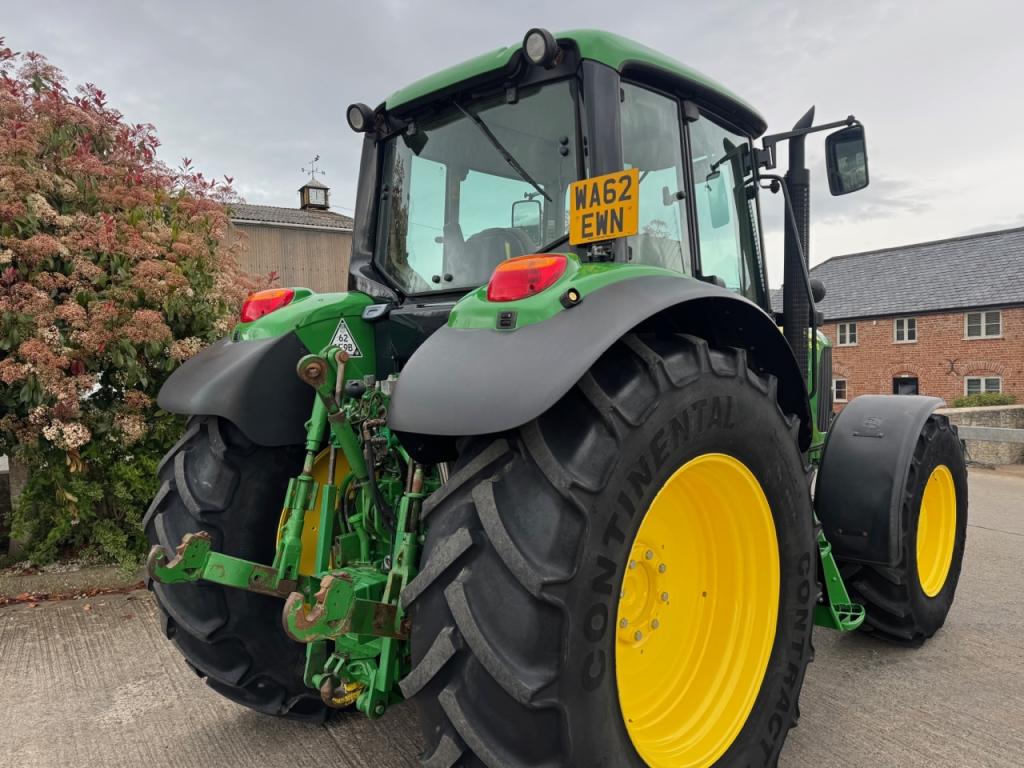 John Deere 6830 Standard