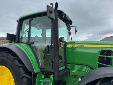 John Deere 6830 Standard