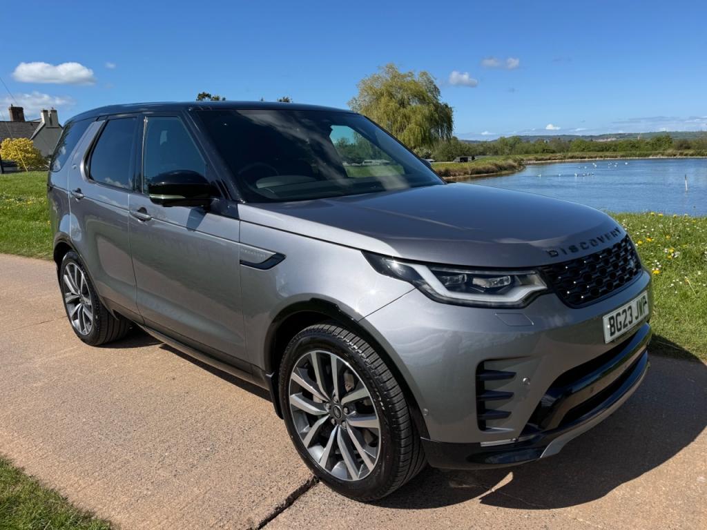 Land Rover Discovery SE R-Dynamic Commercial D300 Diesel