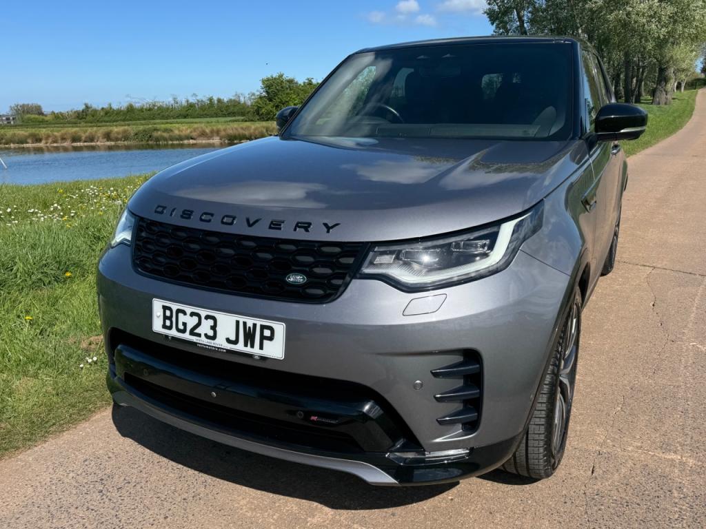 Land Rover Discovery SE R-Dynamic Commercial D300 Diesel