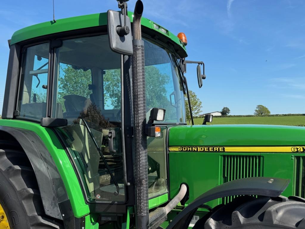 John Deere 6410