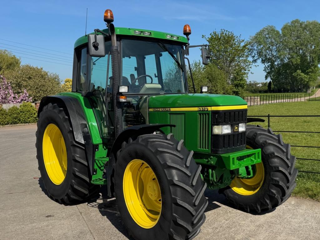 John Deere 6410