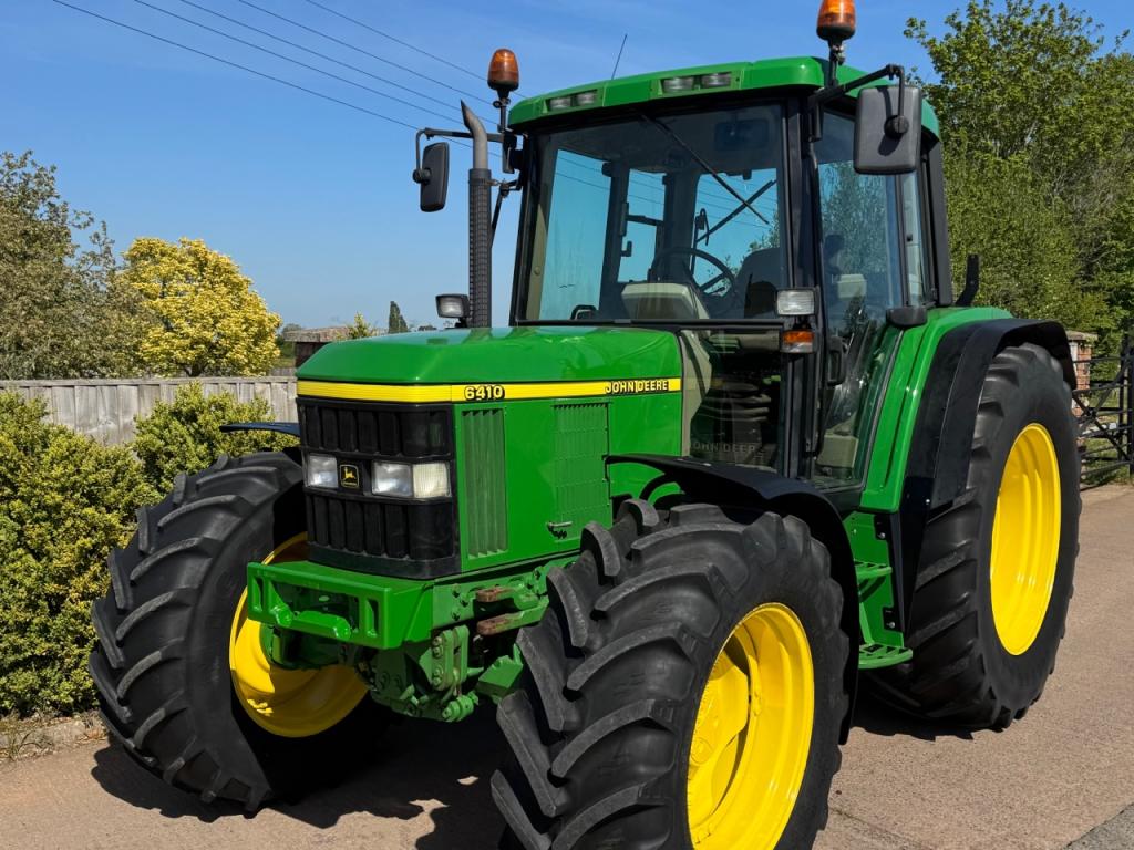 John Deere 6410