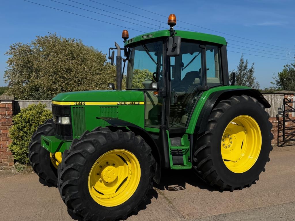 John Deere 6410