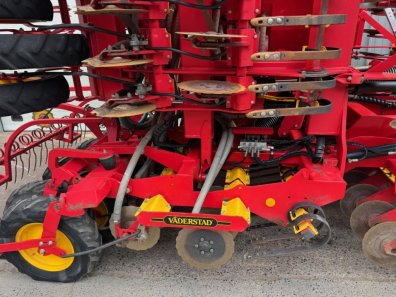 Vaderstad Rapid 600S drill