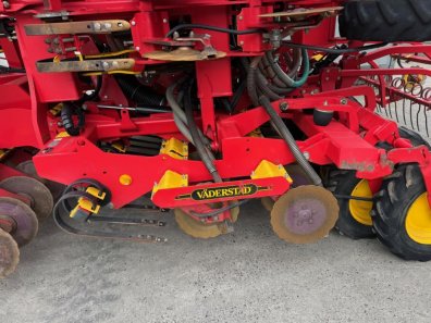 Vaderstad Rapid 600S drill