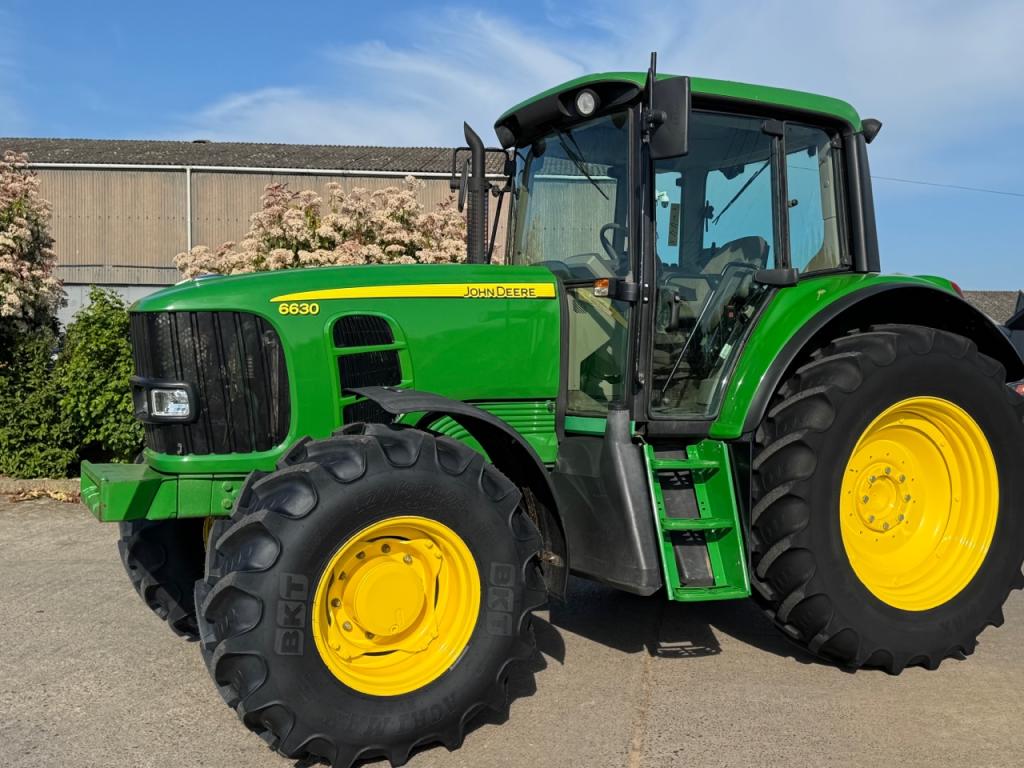 John Deere 6630 Standard