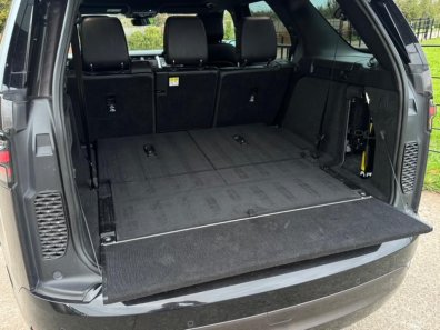 Land Rover Discovery HSE R-Dynamic D300 diesel