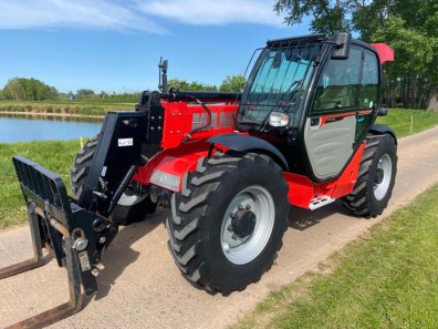 Manitou MT933 telehandler