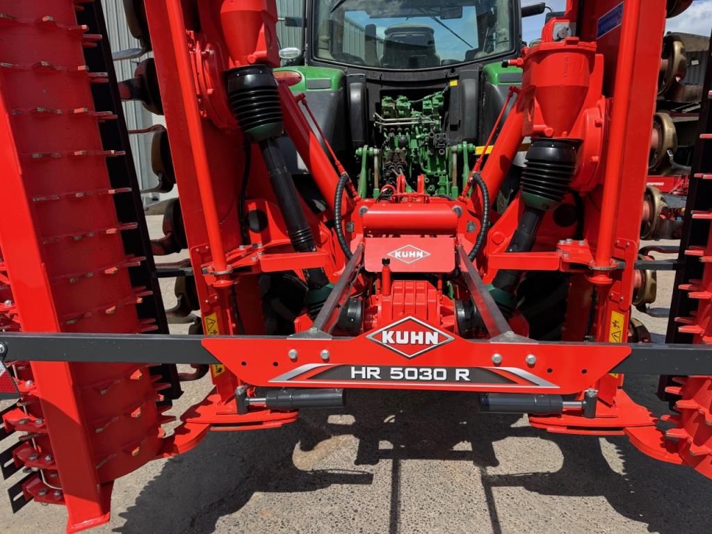 Kuhn HR 5030 R 5 Metre power harrow