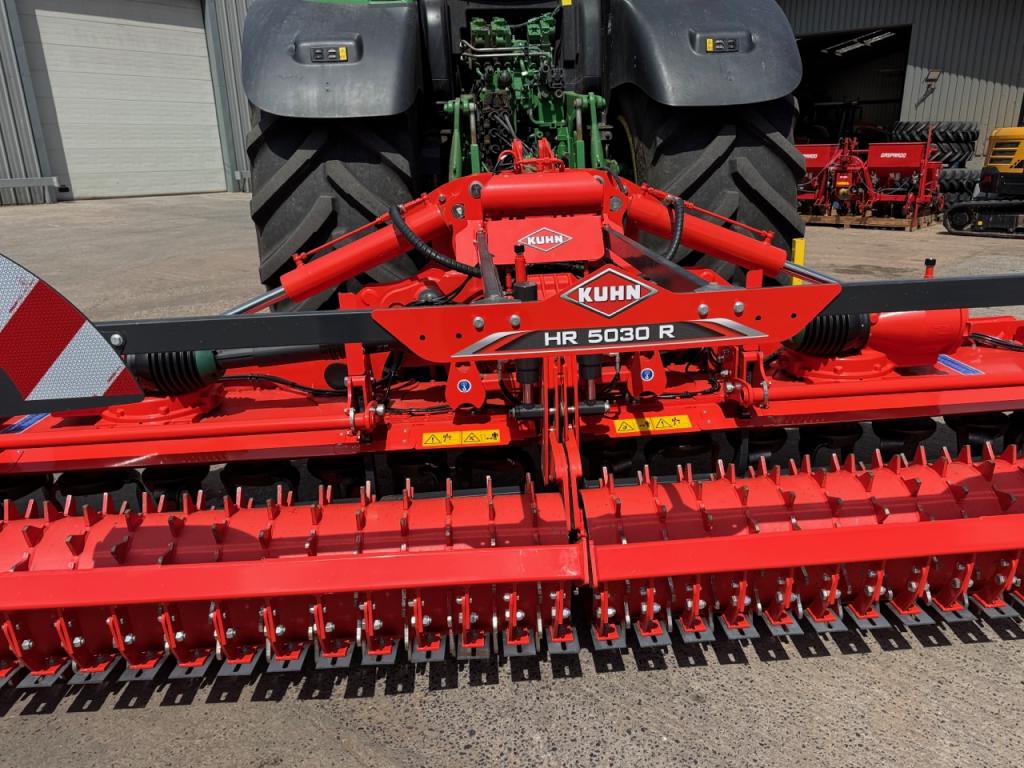 Kuhn HR 5030 R 5 Metre power harrow