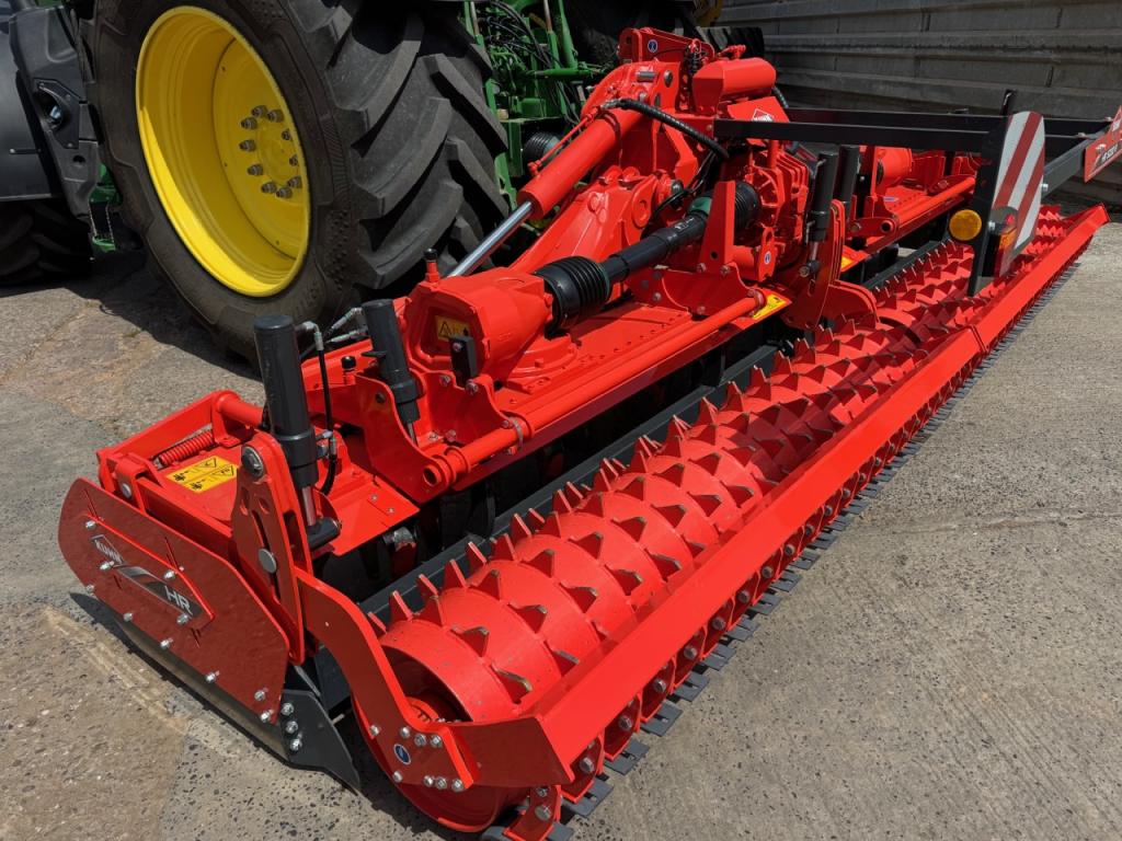 Kuhn HR 5030 R 5 Metre power harrow