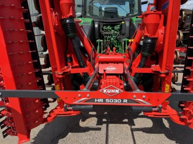 Kuhn HR 5030 R 5 Metre power harrow