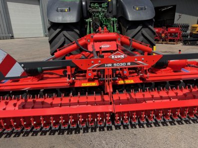 Kuhn HR 5030 R 5 Metre power harrow