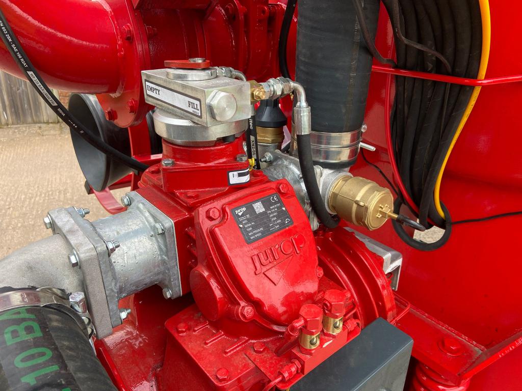 Redrock 3500 Gallon tanker
