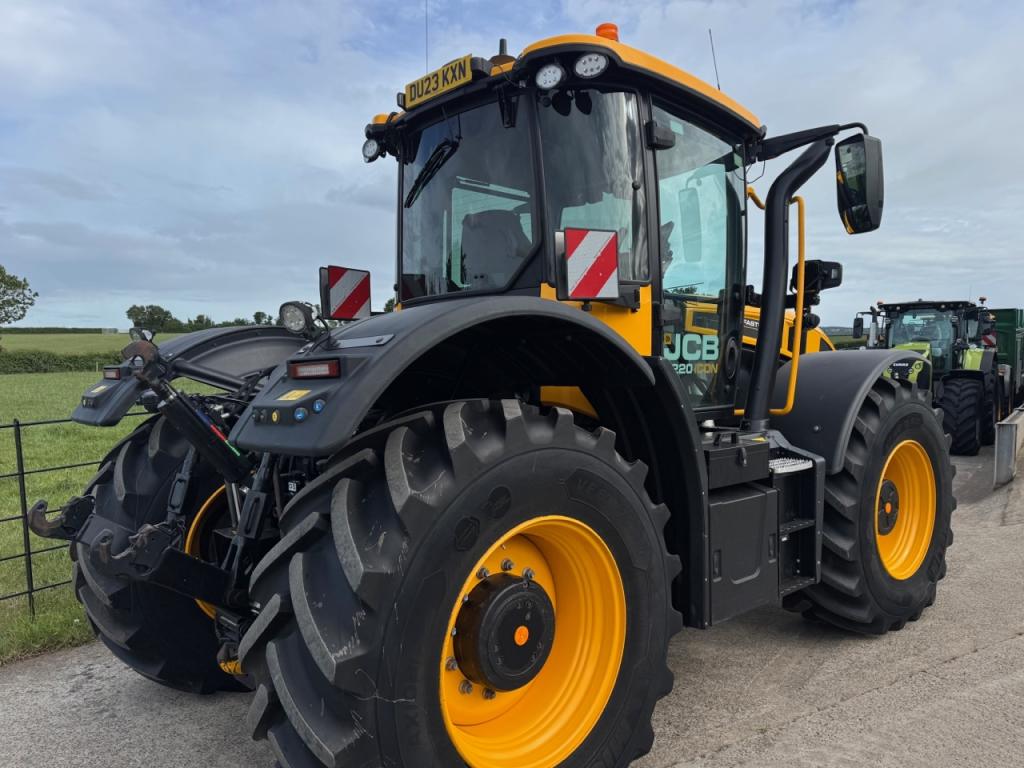 JCB 4220 iCon Fastrac