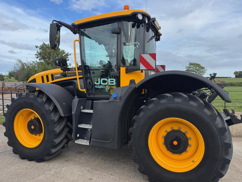 JCB 4220 iCon Fastrac