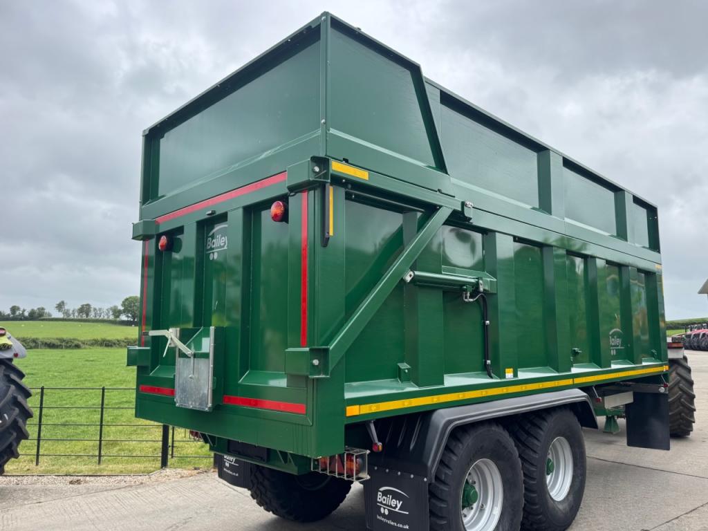 Bailey 16 ton TB silage trailer