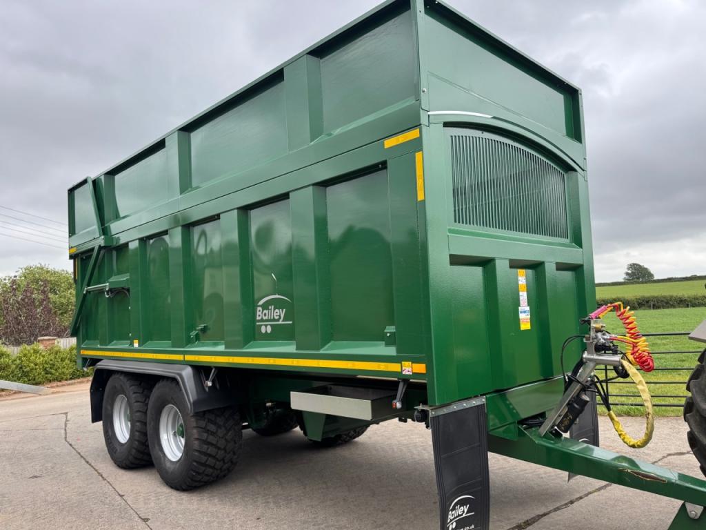 Bailey 16 ton TB silage trailer
