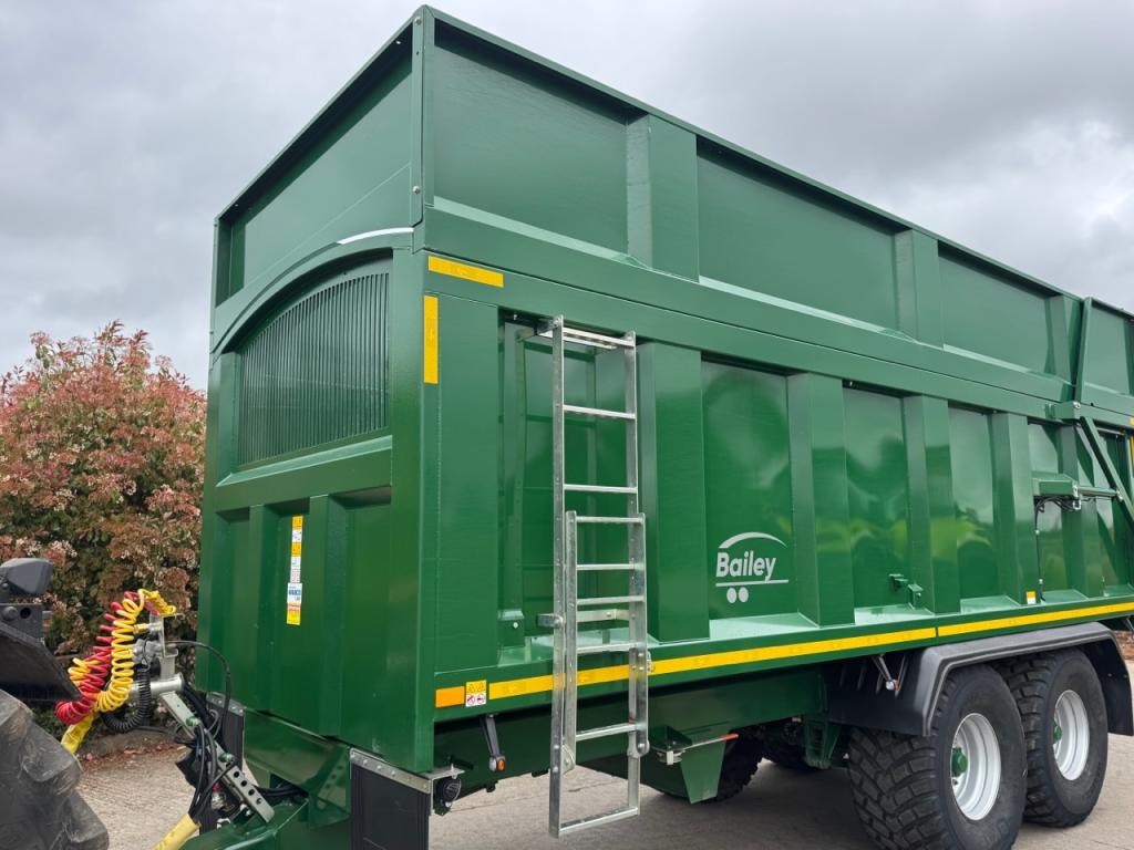 Bailey 16 ton TB silage trailer